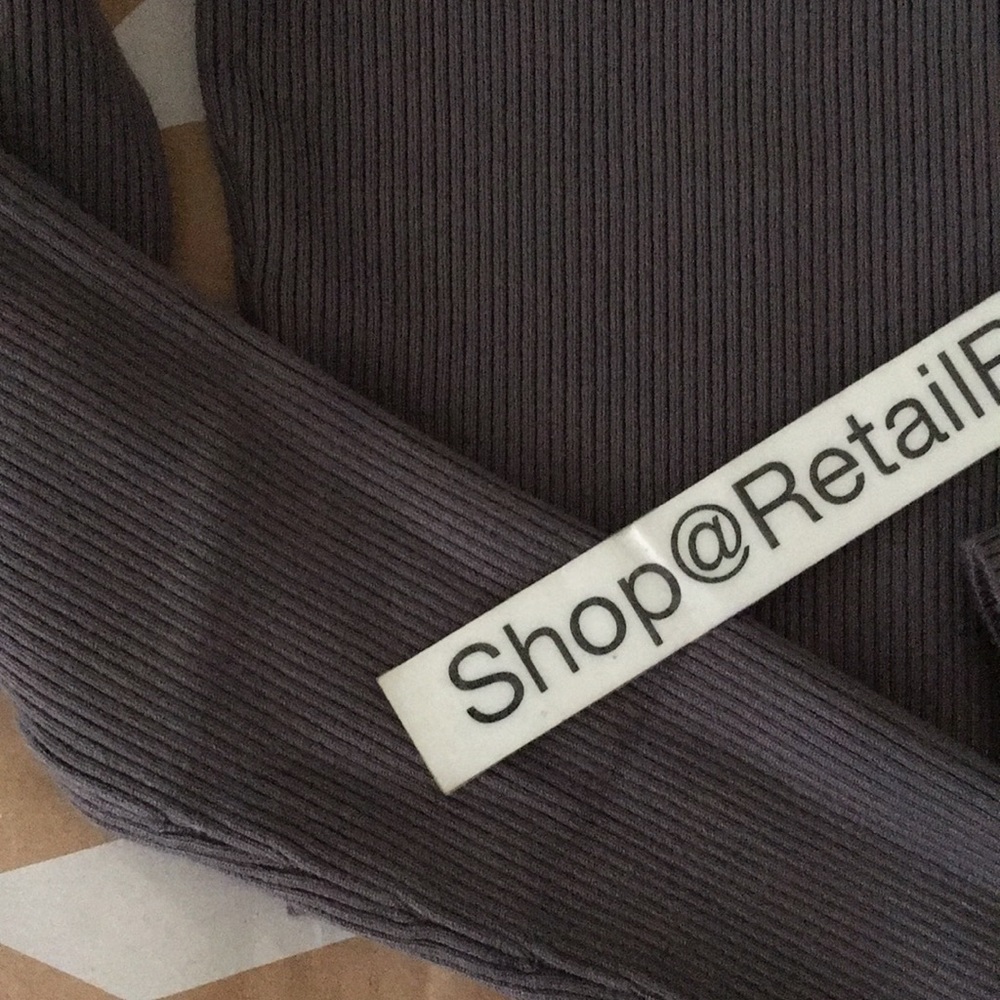 High Quality Zara Grey Ribbed Button-Up Cropped Cardigan - Picture 3 of 6